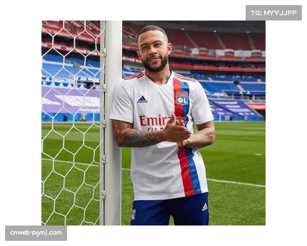 巴黎圣日耳曼vs里昂前瞻：图赫尔与萨里在防守体系上的关键博弈